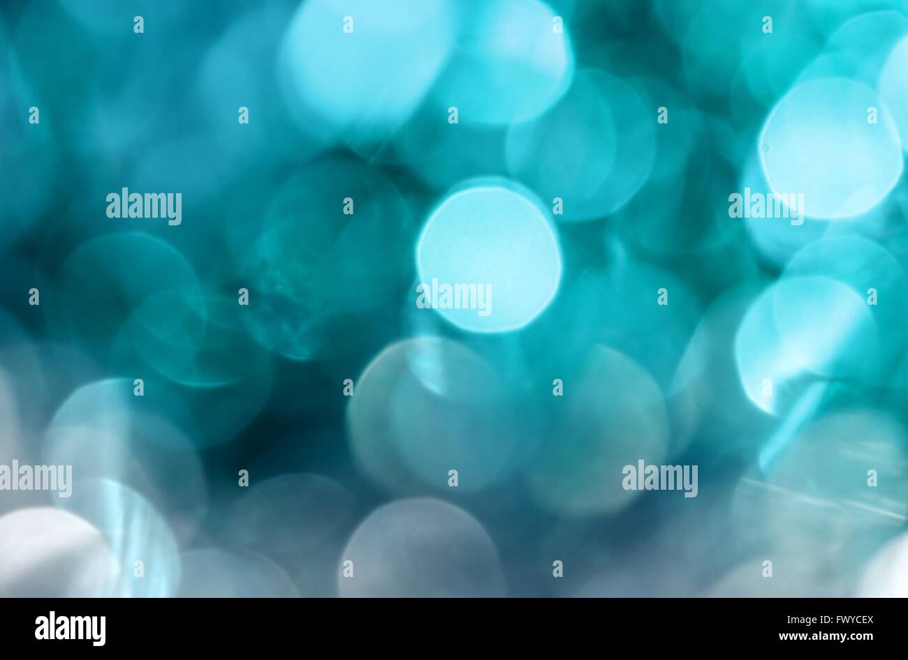 Licht blauer Kreis Weihnachtsbeleuchtung als Hintergrund verschwimmen. Stockfoto