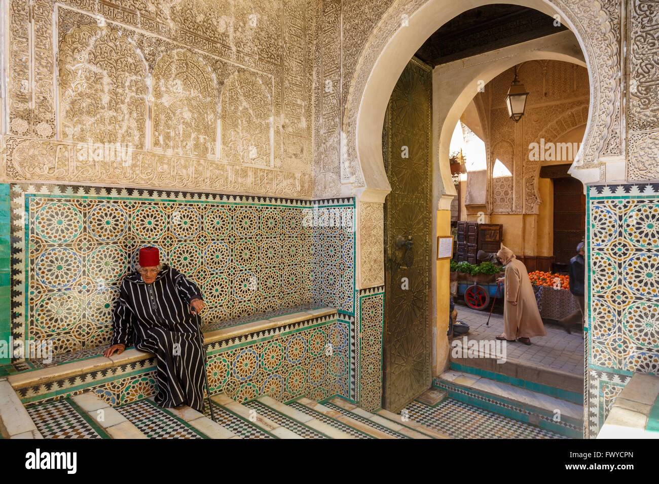 Bou Inania Madrasa in der Medina von Fes, Marokko Stockfoto