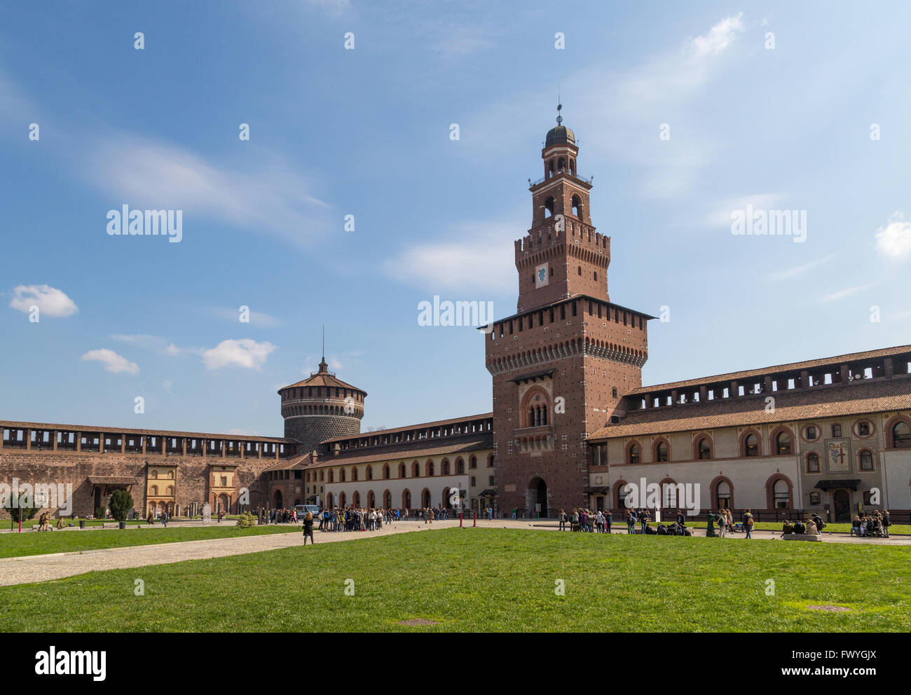 Hof, Castello Sforzesco, Piazza Castello, Mailand, Italien Stockfoto