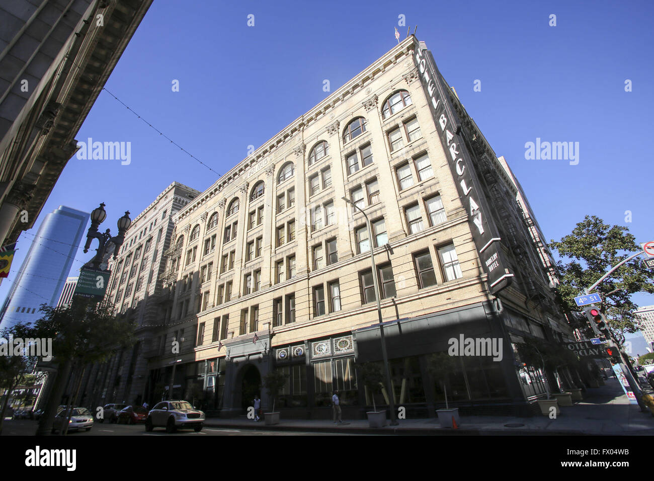 Los Angeles, Kalifornien, USA. 15. Februar 2016. Barclay Hotel 103 W. Fourth Street in der Innenstadt von Los Angeles. (Foto von Ringo Chiu/PHOTOFORMULA.com). Nutzungshinweise: Dieser Inhalt ist nur zu redaktionellen Zwecken bestimmt. Für andere Verwendungen sein zusätzliche Genehmigungen erforderlich. © Ringo Chiu/ZUMA Draht/Alamy Live-Nachrichten Stockfoto