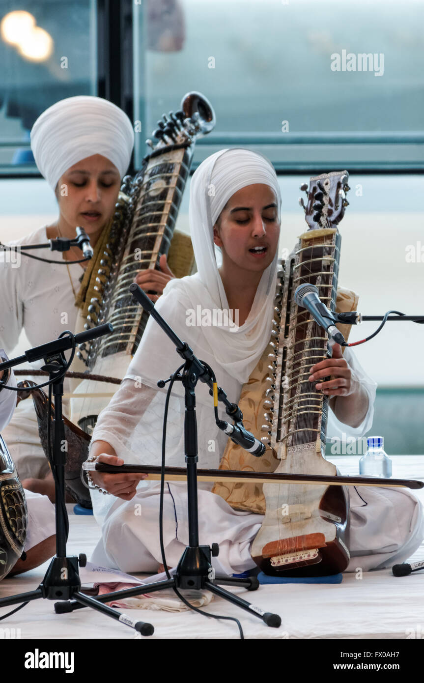 Das Vaisakhi (das Sikh Neujahr) Festival feiert in London, England Vereinigtes Königreich Großbritannien Stockfoto