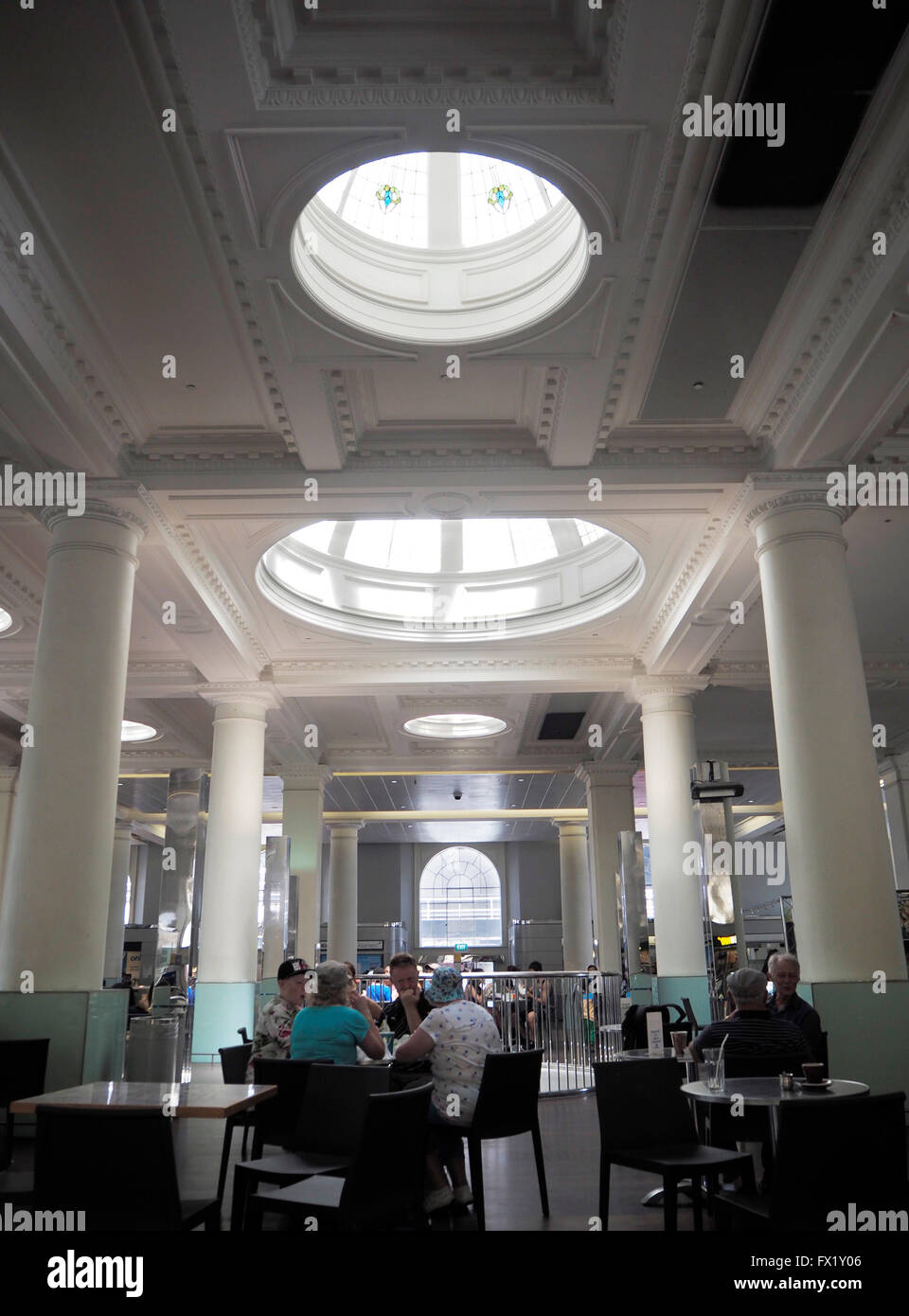 Innere des Britomart Transport Centre in Auckland, Neuseeland. Stockfoto