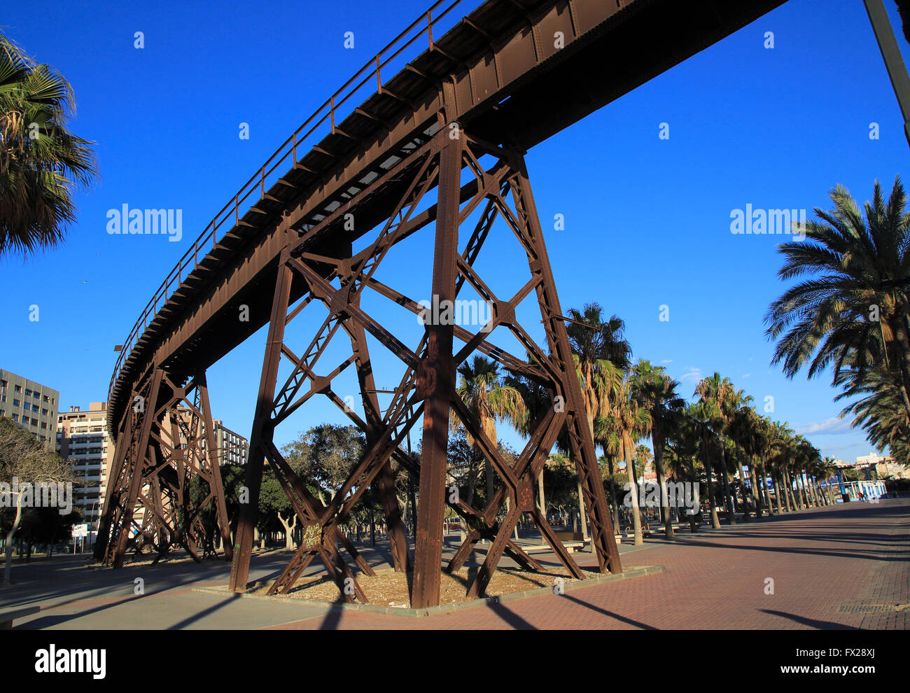 El Kabel Inglés angehoben Eisenbahnlinie, Stadt Almeria, Spanien erbaut 1902-1904 für Eisen-Erz-export Stockfoto