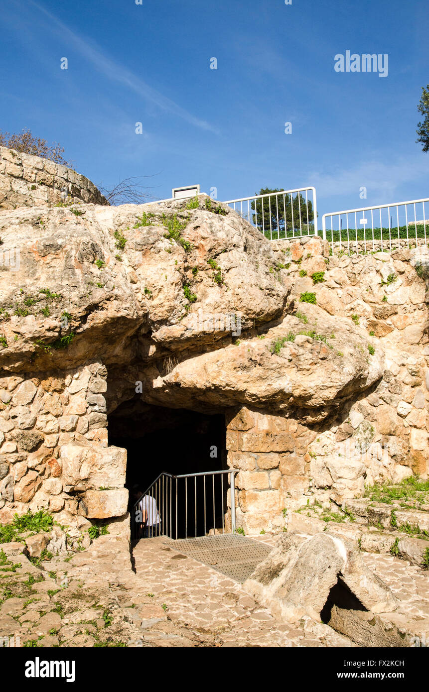 In der Nähe von Zichron Yaacov, Israel, Ramat Hanadiv. Ein Tzur (Tzur Frühling) alten Wassersystem Stockfoto