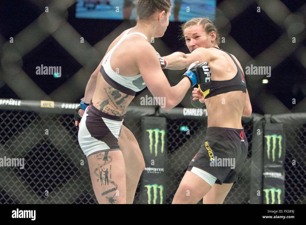 Zagreb, Kroatien. 10. April 2016. Maryna Moroz Niederlagen Cristina Stanciu über einstimmigen Beschluss. Maryna Moroz Vs Cristina Stanciu Credit: Dan Cooke/Alamy Live News Stockfoto