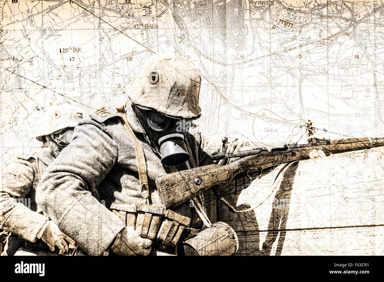 WWI Reenactment Soldaten mit WWI Karte Stockfoto