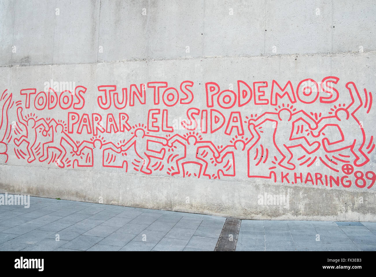 Neue Keith Haring Wandbild gegen AIDS (SIDA) neben MACBA, Barcelona, Katalonien, Spanien, Europa. Stockfoto