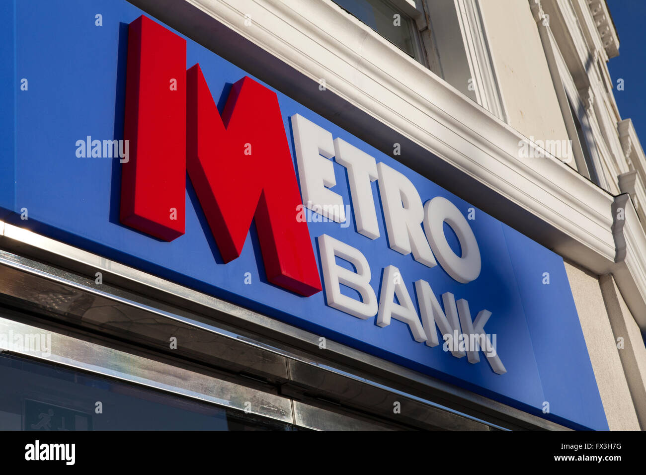 Metro-Bank Zeichen Stockfoto