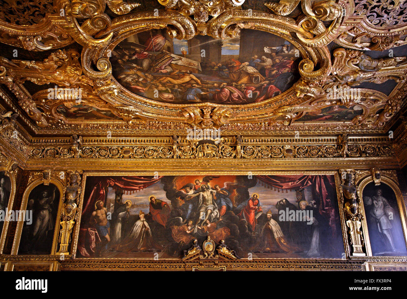 Beeindruckende Dekoration in den Kammern des Palazzo Ducale, Venedig, Veneto, Italien. Stockfoto