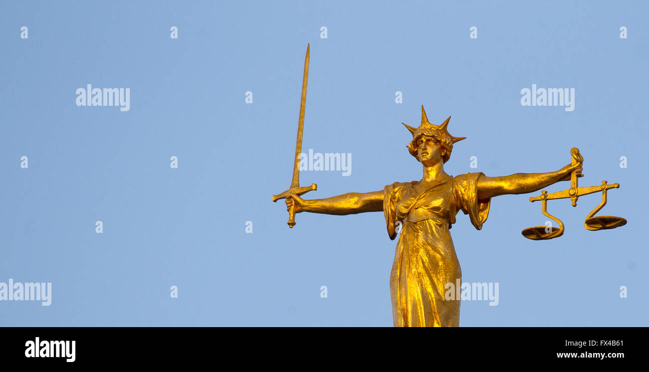 Justitia Statue im Old Bailey, Central Criminal Court Stockfoto