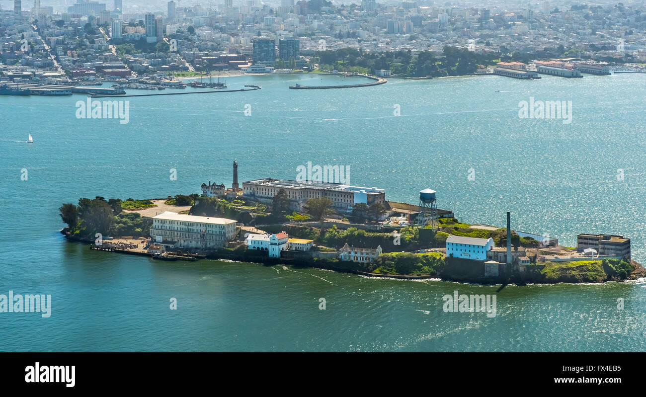 Luftaufnahme, Alcatraz, Alcatraz Island mit Leuchtturm, San Francisco, San Francisco Bay Area, Vereinigte Staaten von Amerika, Stockfoto