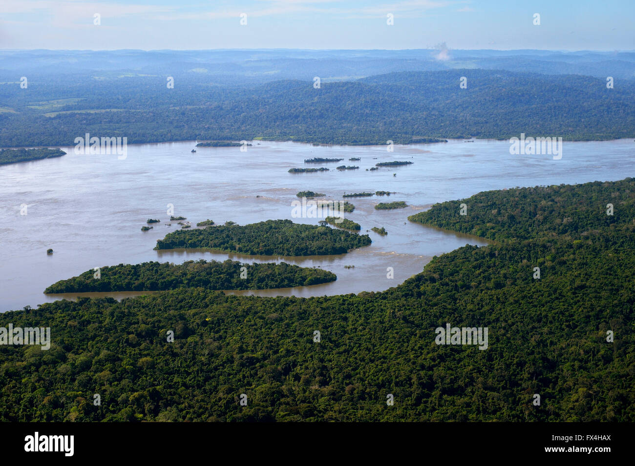 Antenne Ansichtszustand, Fluss Rio Tapajos und Amazonas Regenwald, Itaituba, Pará, Brasilien Stockfoto