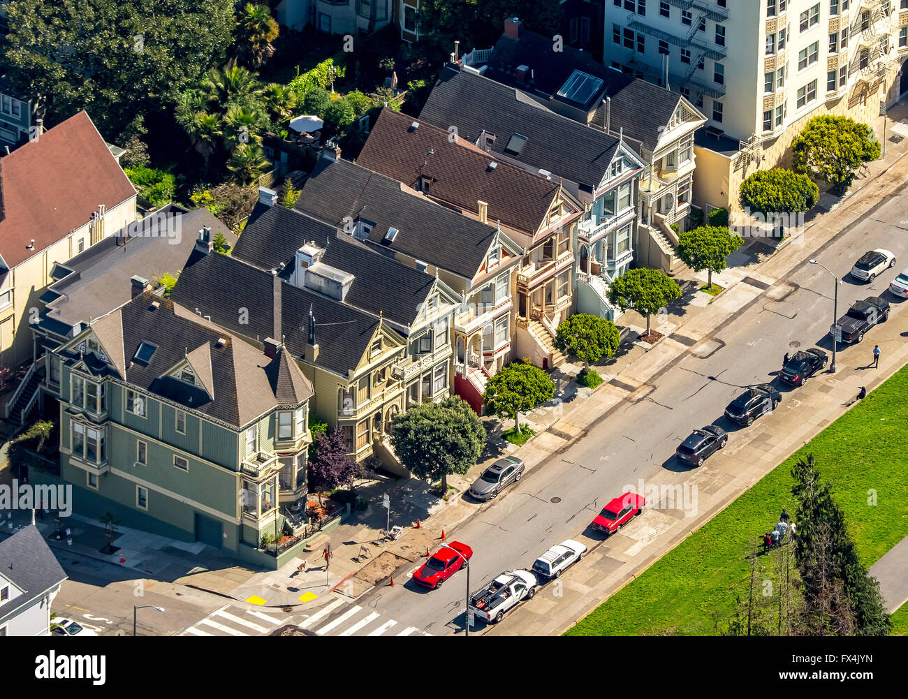 Luftaufnahme, Painted Ladies Steiner Strasse, viktorianischen Häusern, San Francisco, Bay Area, Vereinigte Staaten von Amerika, Kalifornien, USA Stockfoto