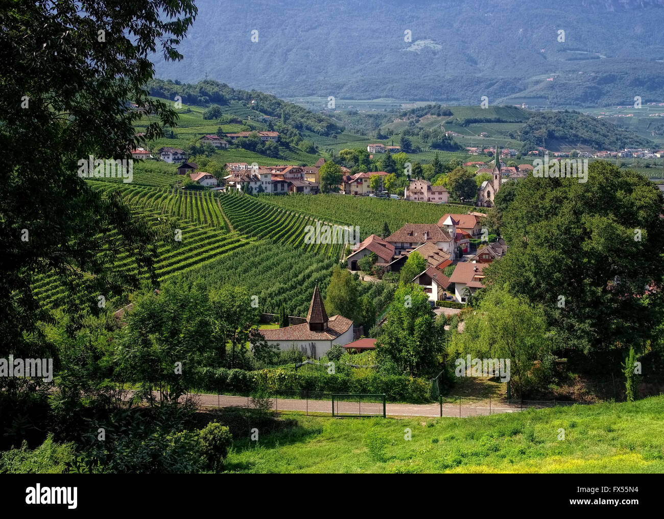 Frangart Bei Bozen Blick ins Etschtal - Frangart bei Bozen Blick auf Val d Adige Stockfoto