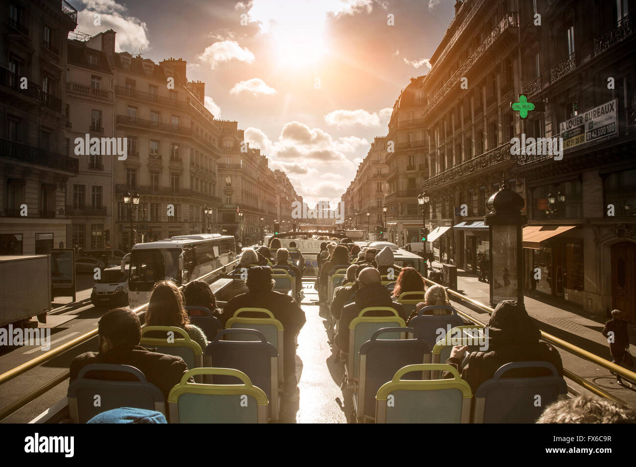 Doppeldecker-Bus-Tour in Paris, Ile de France, Frankreich Stockfoto