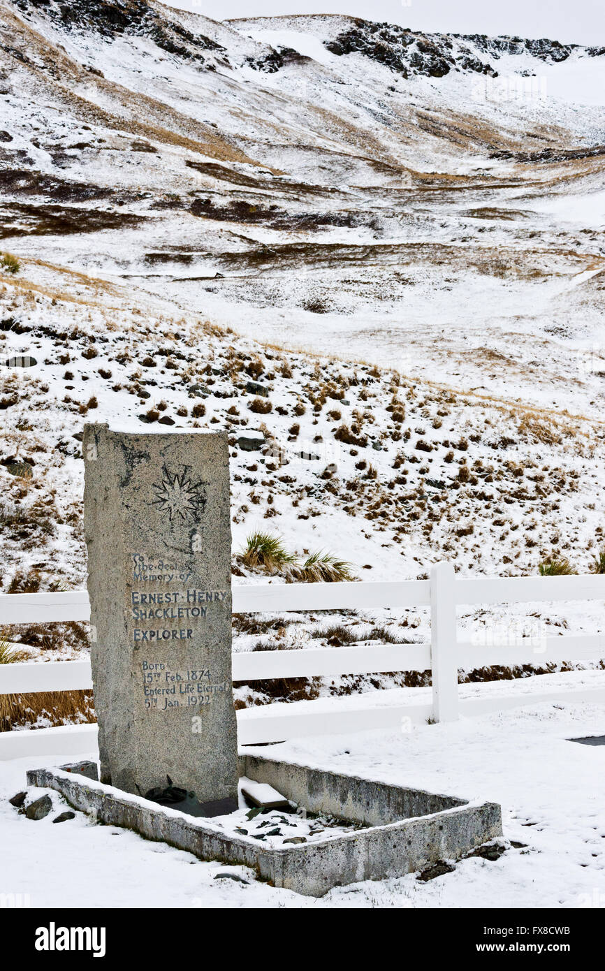 Shackletons das Grab auf dem Friedhof vor den Toren Grytviken in Süd-Georgien Stockfoto