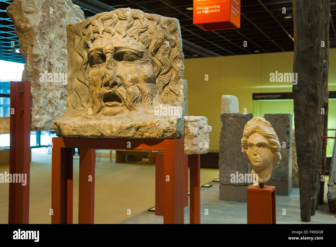 Köln, Buchforst, Römisch-Germanisches Museum, Roncalliplatz Darstellung Eines Flußgotts Stockfoto
