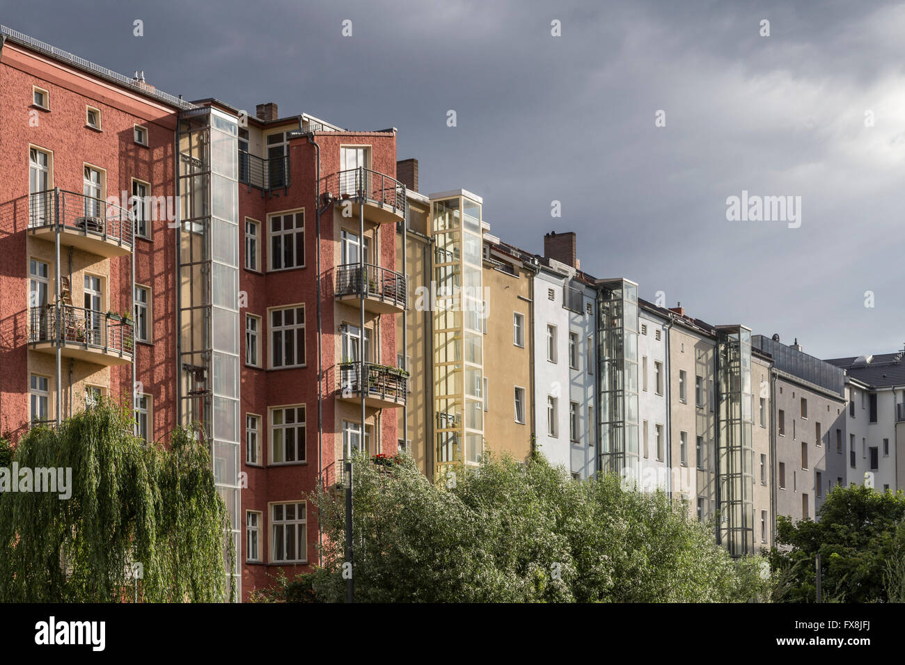 Stadthäuser, Wolken, Prenzlauer Berg, Berlin Stockfoto