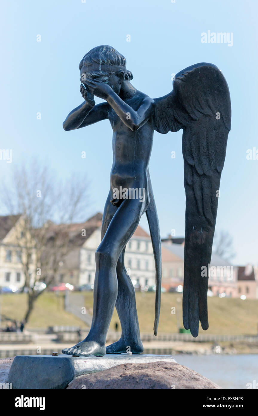 Das weinende Engel Statue ist Teil der Afghanistan-Krieg-Denkmal auf der Insel der Tränen, Minsk, Belarus Stockfoto