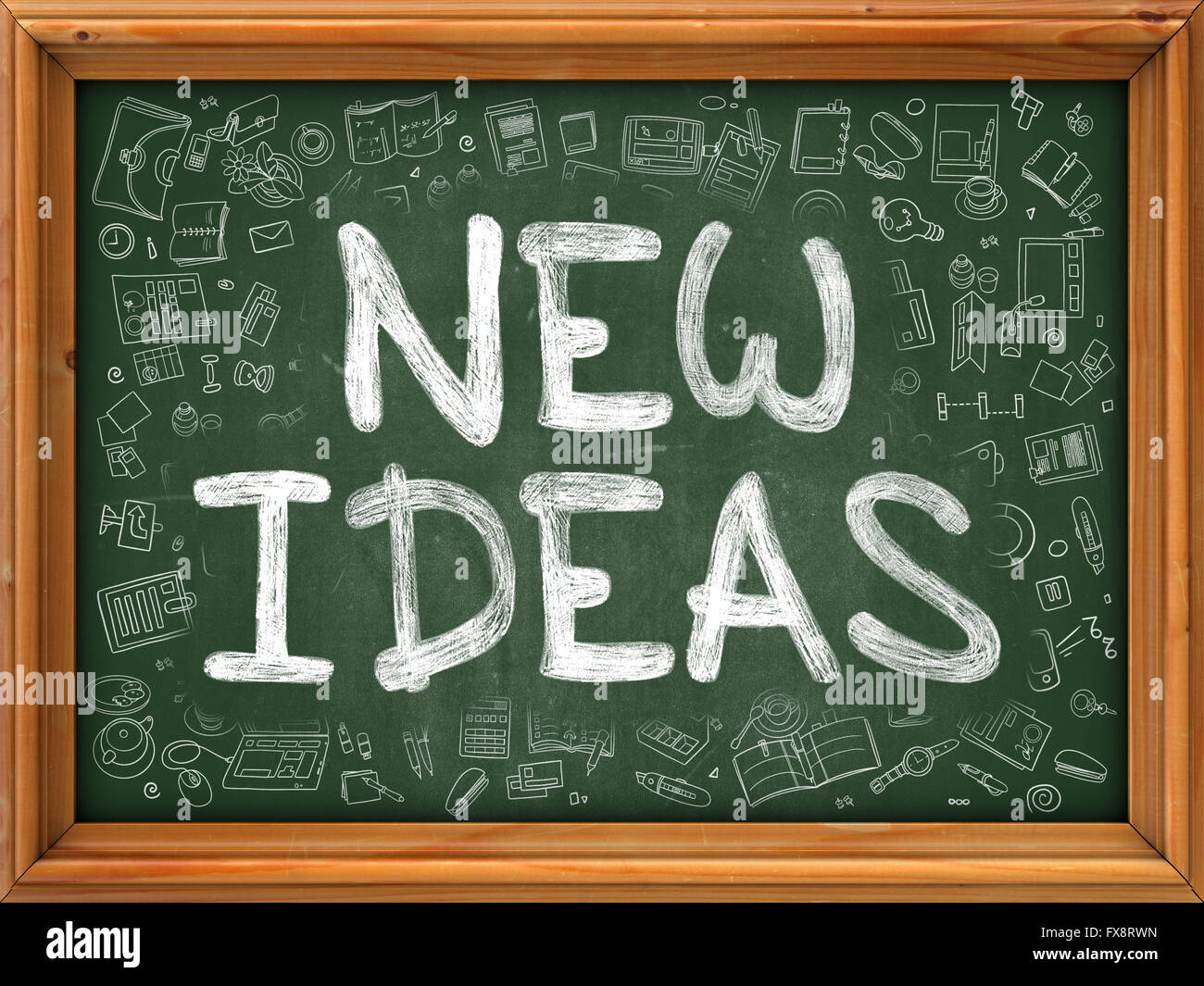 Neue Ideen-Konzept. Doodle-Symbole auf der Tafel. Stockfoto