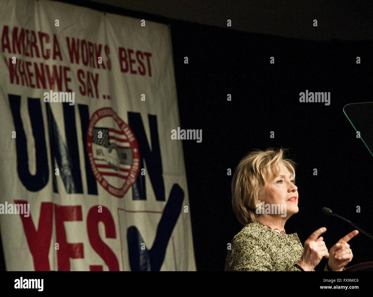 Philadelphia, Pennsylvania, USA. 6. April 2016. Hillary Clinton Kampagnen auf der 42. Pennsylvania AFL-CIO Convention. Stockfoto