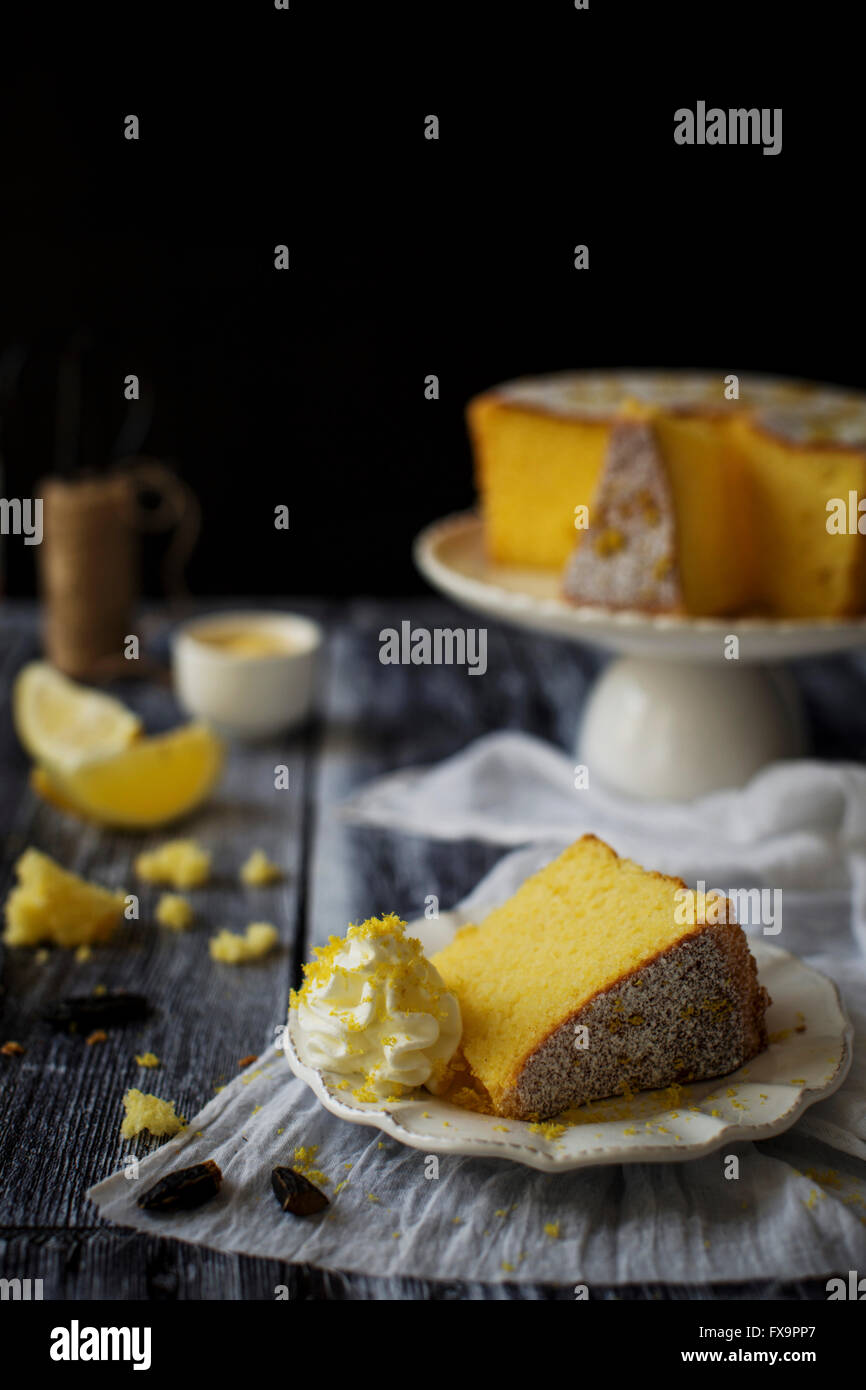 Fluffiger und glutenfreier biskuit -Fotos und -Bildmaterial in hoher ...