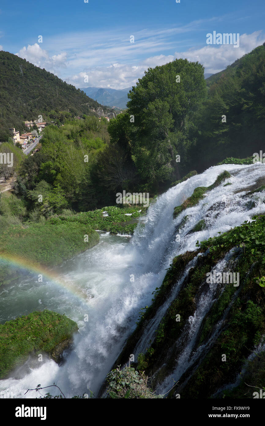 Dies künstlichen Wasserfällen in der Nähe von Terni in Umbrien Italien Stockfoto