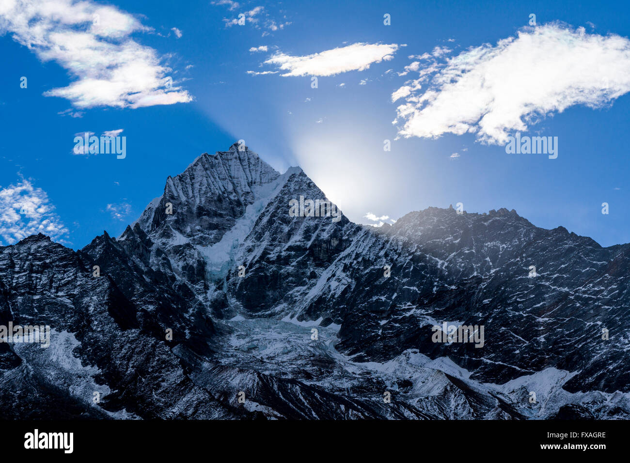 Über Kantega Berg (6783m), Tengboche, Solo Khumbu, Nepal aufgehenden Sonne Stockfoto