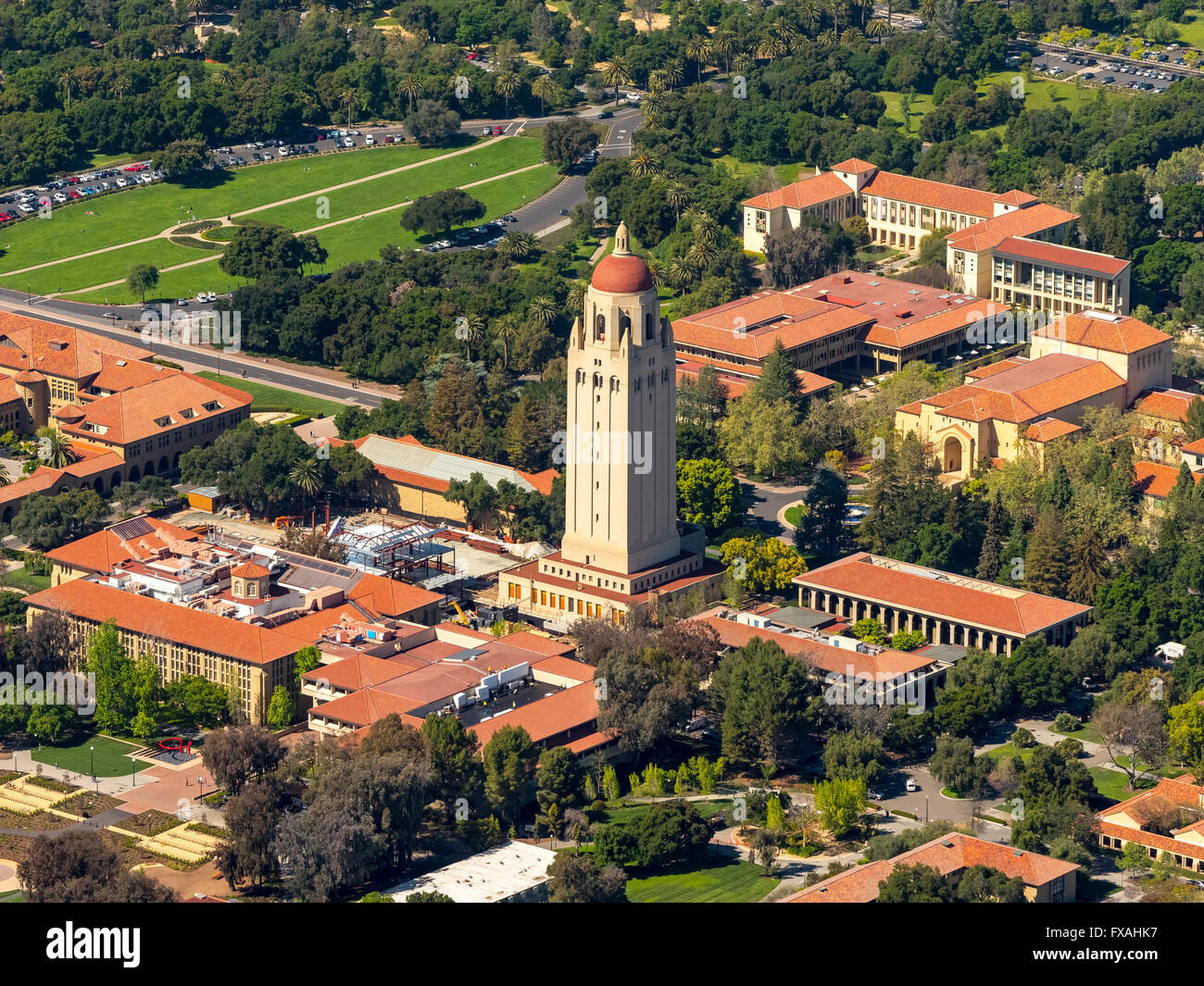 Universität Campus Stanford Universität mit Hoover Tower, Palo Alto, Kalifornien, Silicon Valley, Kalifornien, USA Stockfoto