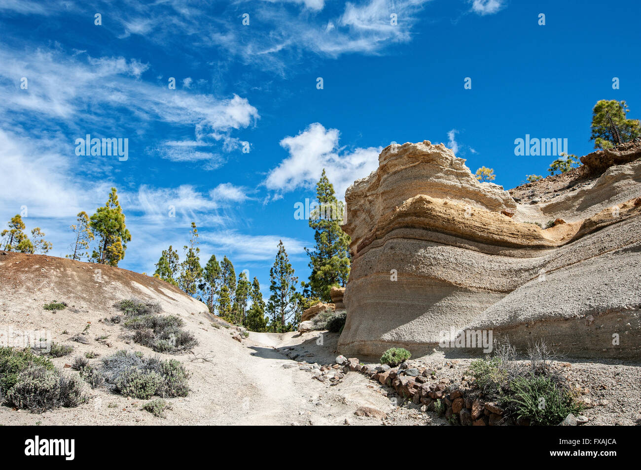 Wanderweg zur Paisaje Lunar Bimsstein Spalten in der Nähe von Vilaflor, Teneriffa, Spanien Stockfoto