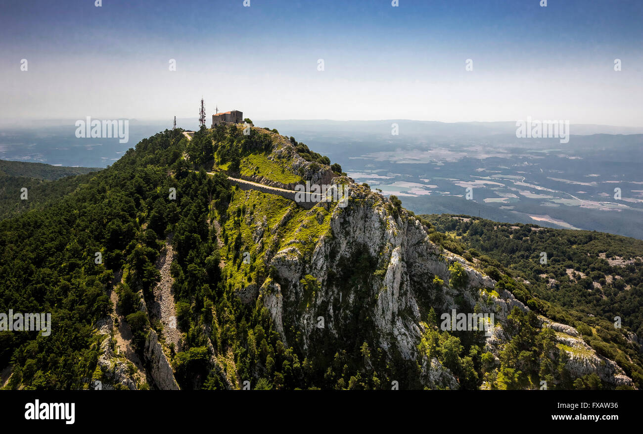 Antenne, Kloster Mare de Deu del Mont, Kloster unserer lieben Frau von Berg, Antenne Beuda, Costa Brava, Katalonien, Spanien, Europa Stockfoto