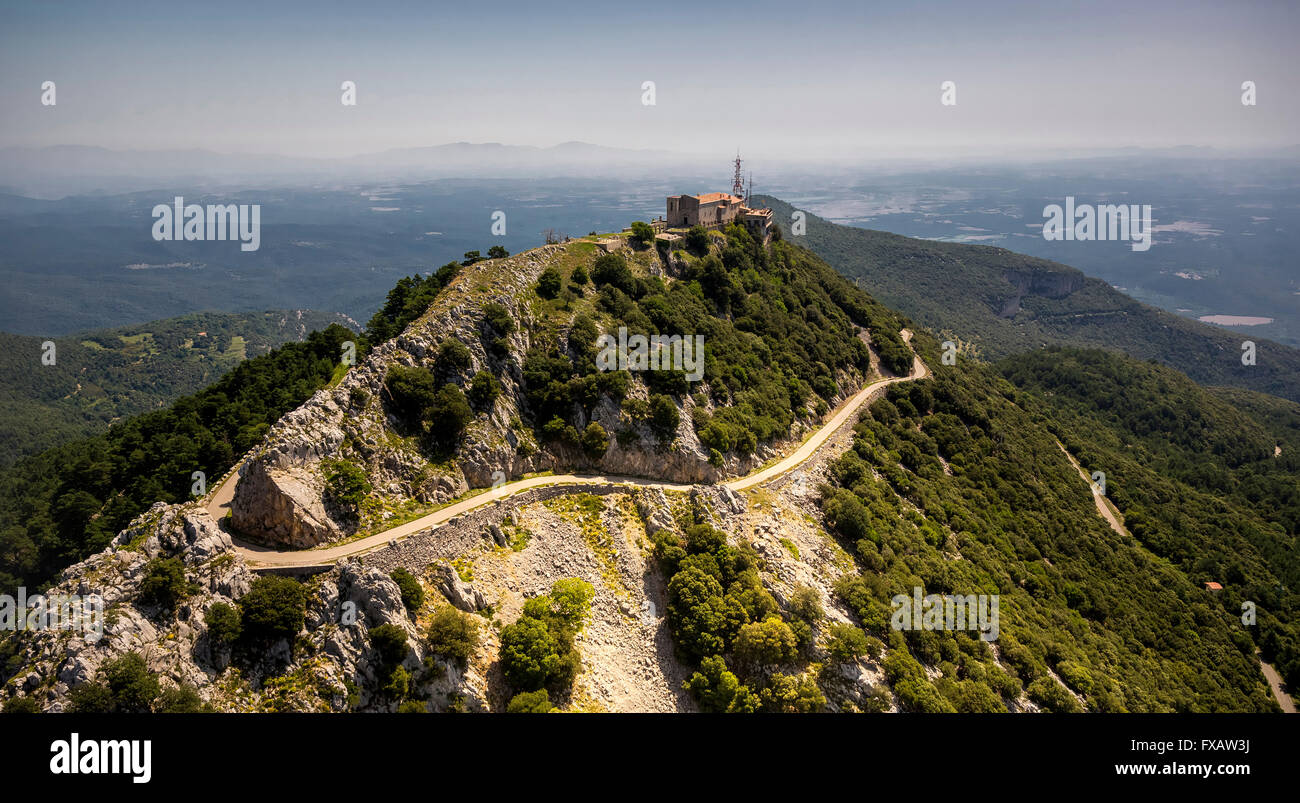 Antenne, Kloster Mare de Deu del Mont, Kloster unserer lieben Frau von Berg, Antenne Beuda, Costa Brava, Katalonien, Spanien, Europa Stockfoto