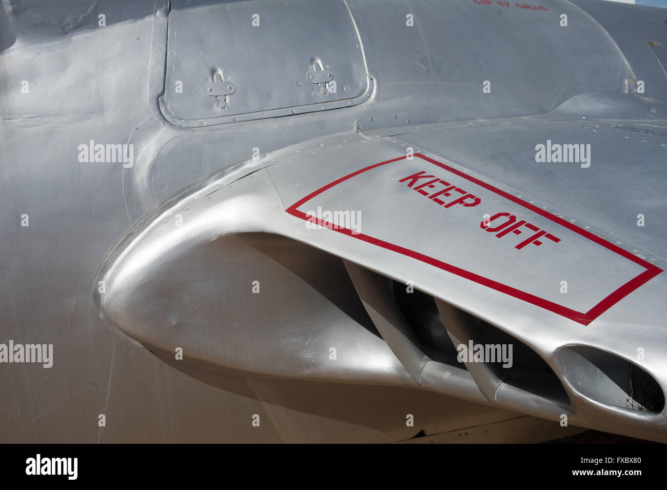 Flugzeug-Lagerplatz außerhalb ein Freilichtmuseum mit verschiedenen Flugzeugen und Teile Stockfoto