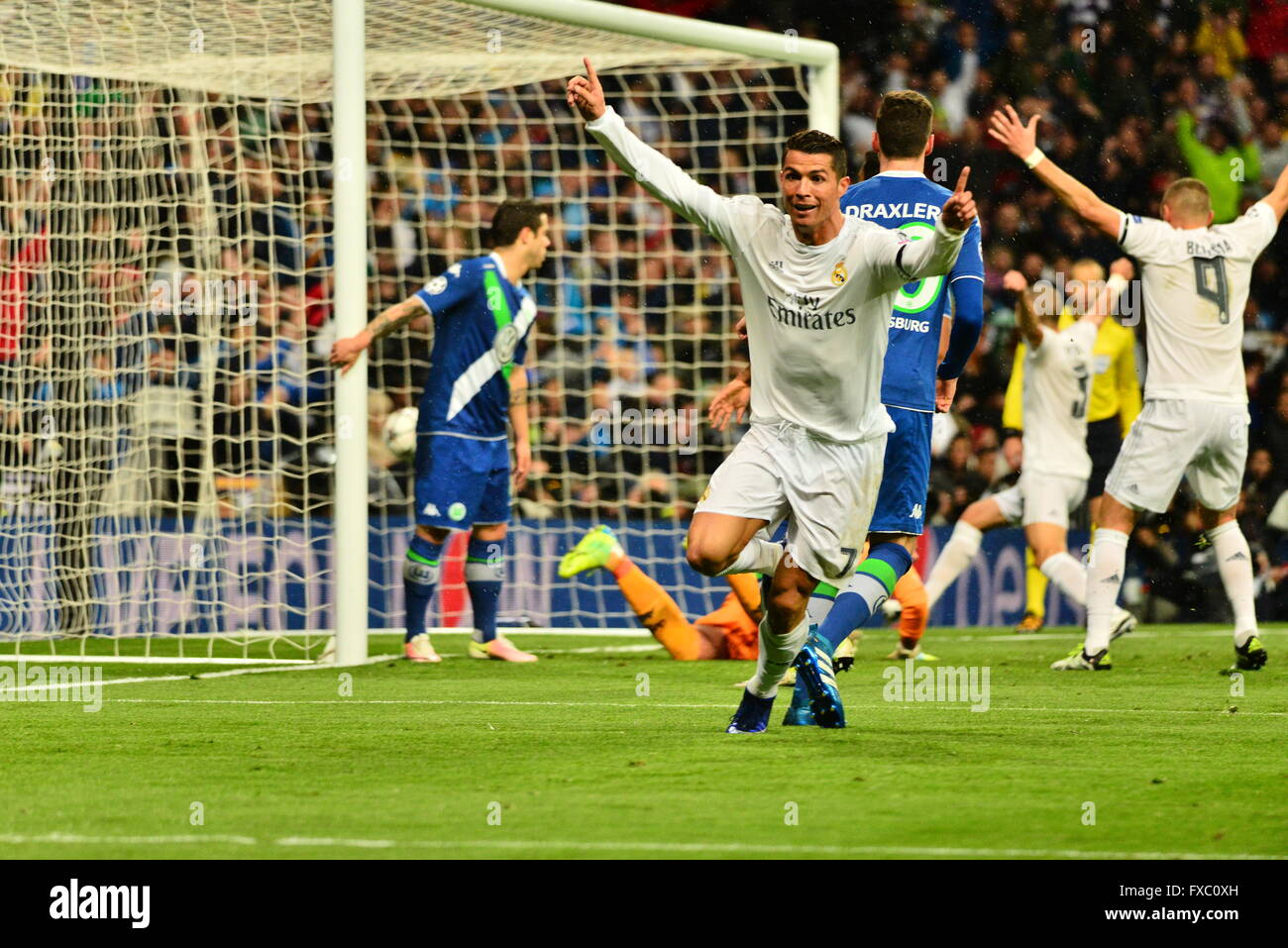 Madrid, Spanien. April 12., 2016. Real Madrid rückt zu Halbfinale Wolfsburg besiegen mit einem aggregierten Ergebnis 3-2 Stockfoto Madrid, Spanien. April 12., 2016. Real Madrid rückt zu Halbfinale Wolfsburg besiegen mit einem aggregierten Ergebnis 3-2 Stockfoto