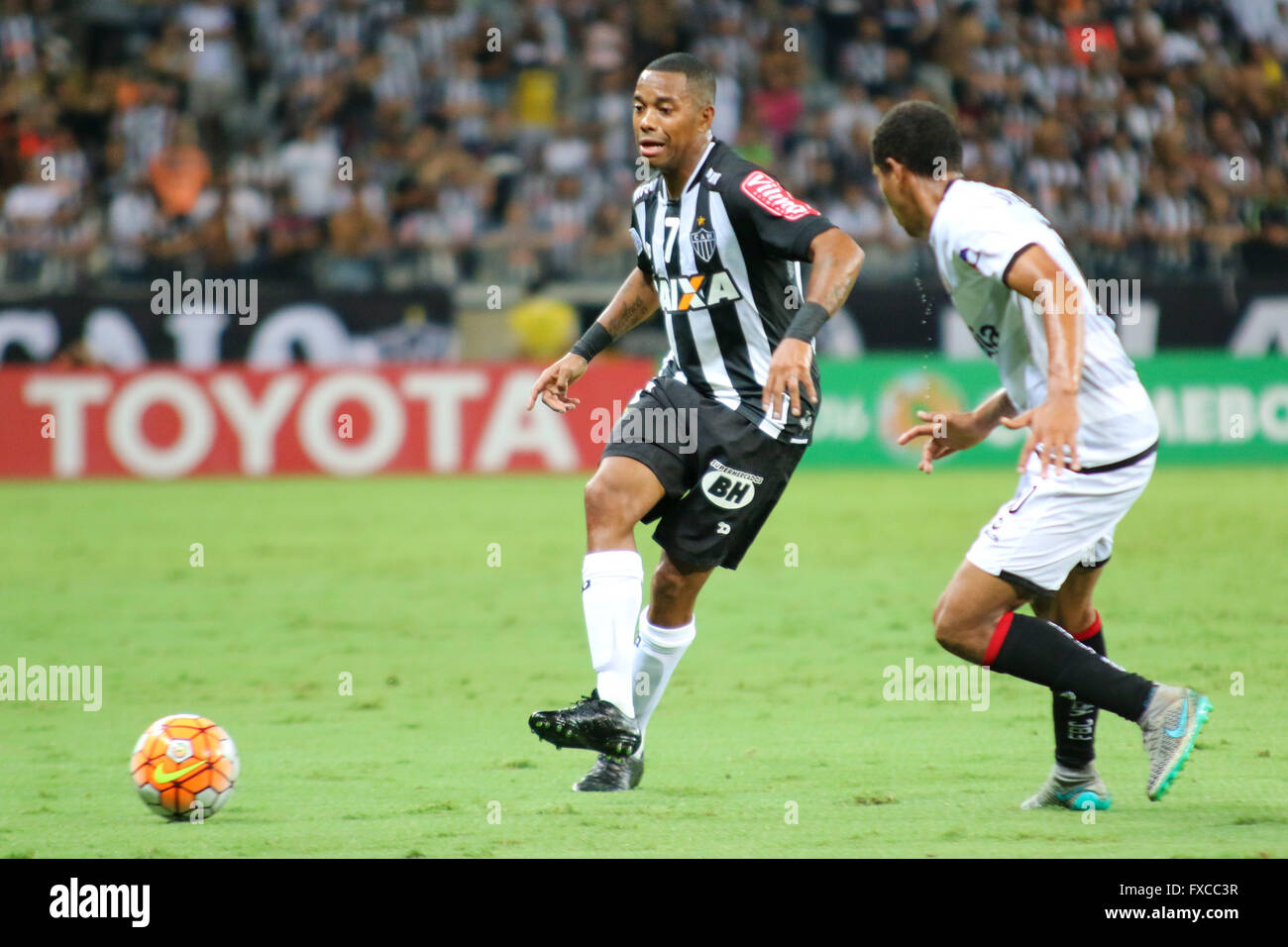 BELO HORIZONTE, MG - 14.04.2016: sportliche MG X MELGAR - Robinho für Atl? Tico-MG (BRA), x Melgar (PER), eine Partie, die für die Libertadores Cup 2016 gültig im Mineirão Stadion statt. Bildnachweis: Richard Callis/Alamy Live-Nachrichten Stockfoto