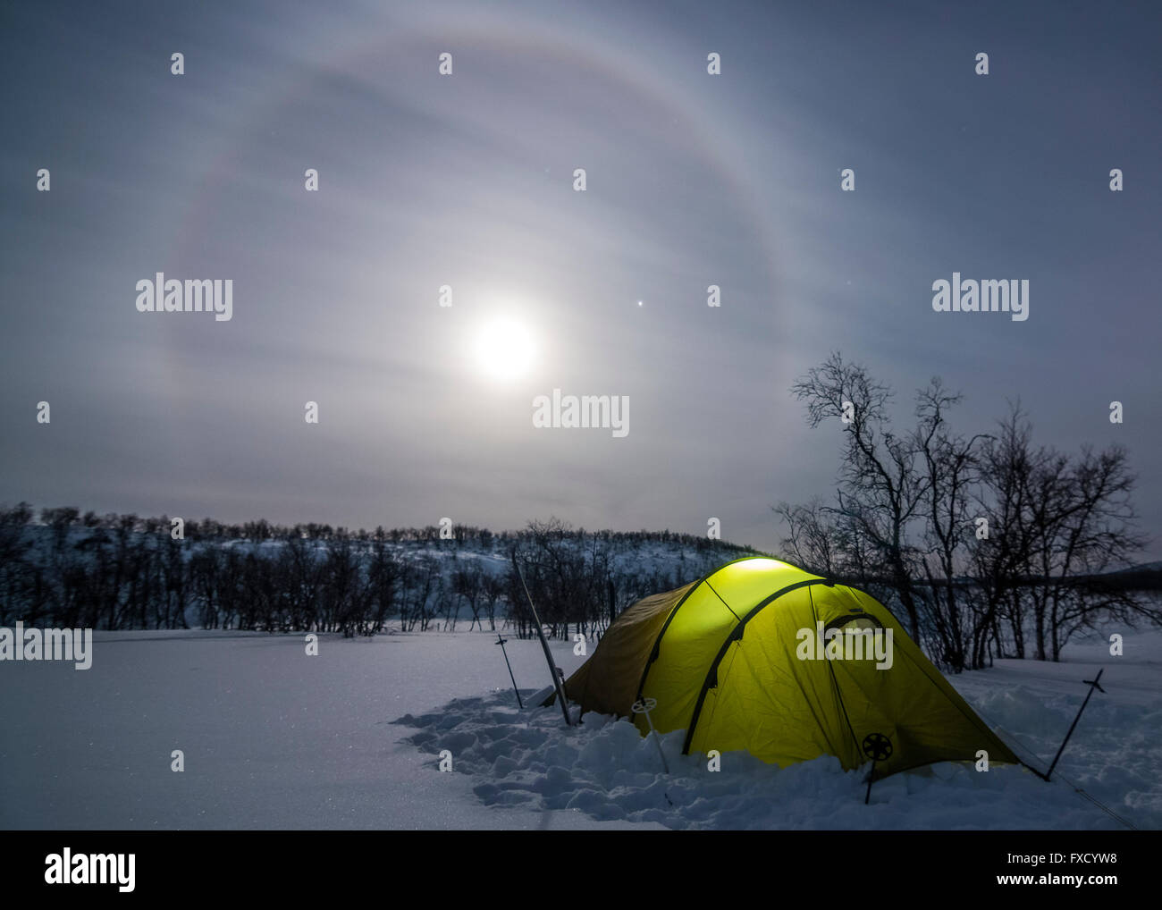 Zelt in die Polarnacht von Finnland Stockfoto