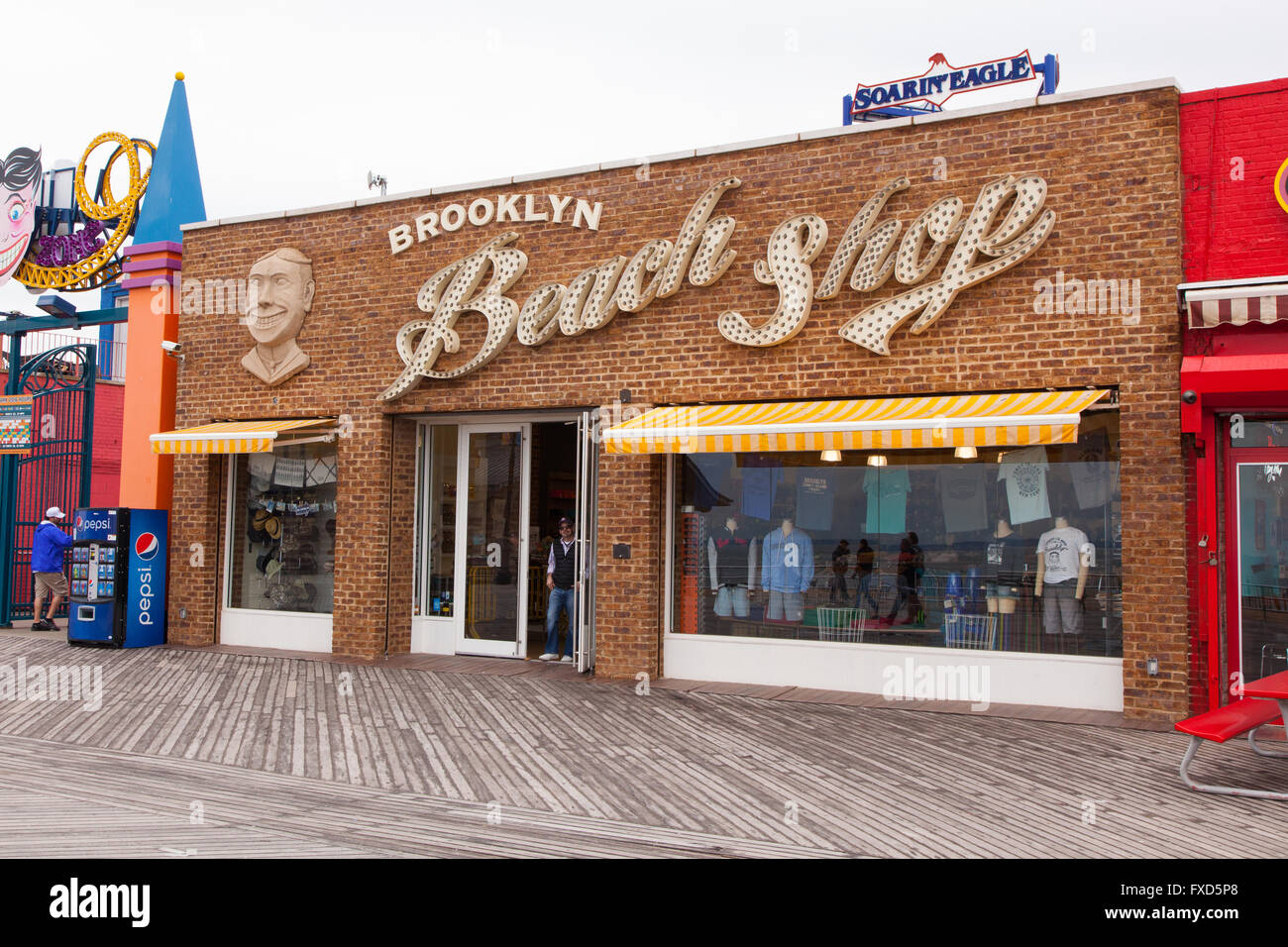 Brooklyn Beach Shop, Promenade Coney Island, Brooklyn, New York, Vereinigte Staaten von Amerika. Stockfoto