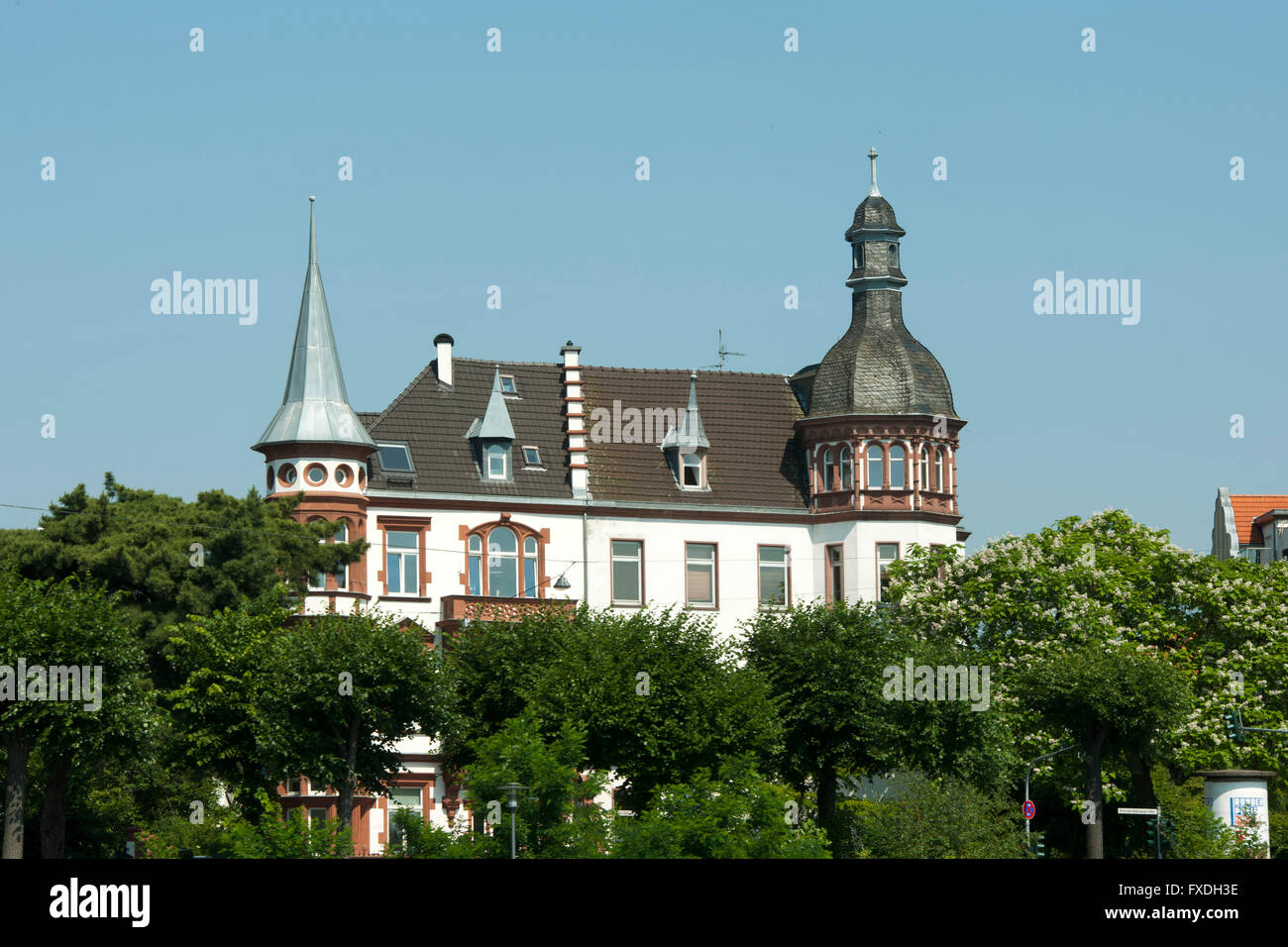 Deutschland, Nordrhein-Westfalen, Köln, Villa Frankreich bin Konrad-Adenauer-Ufer / Ecke Worringer Strasse. Sie Beherbergt Das Deutsc Stockfoto