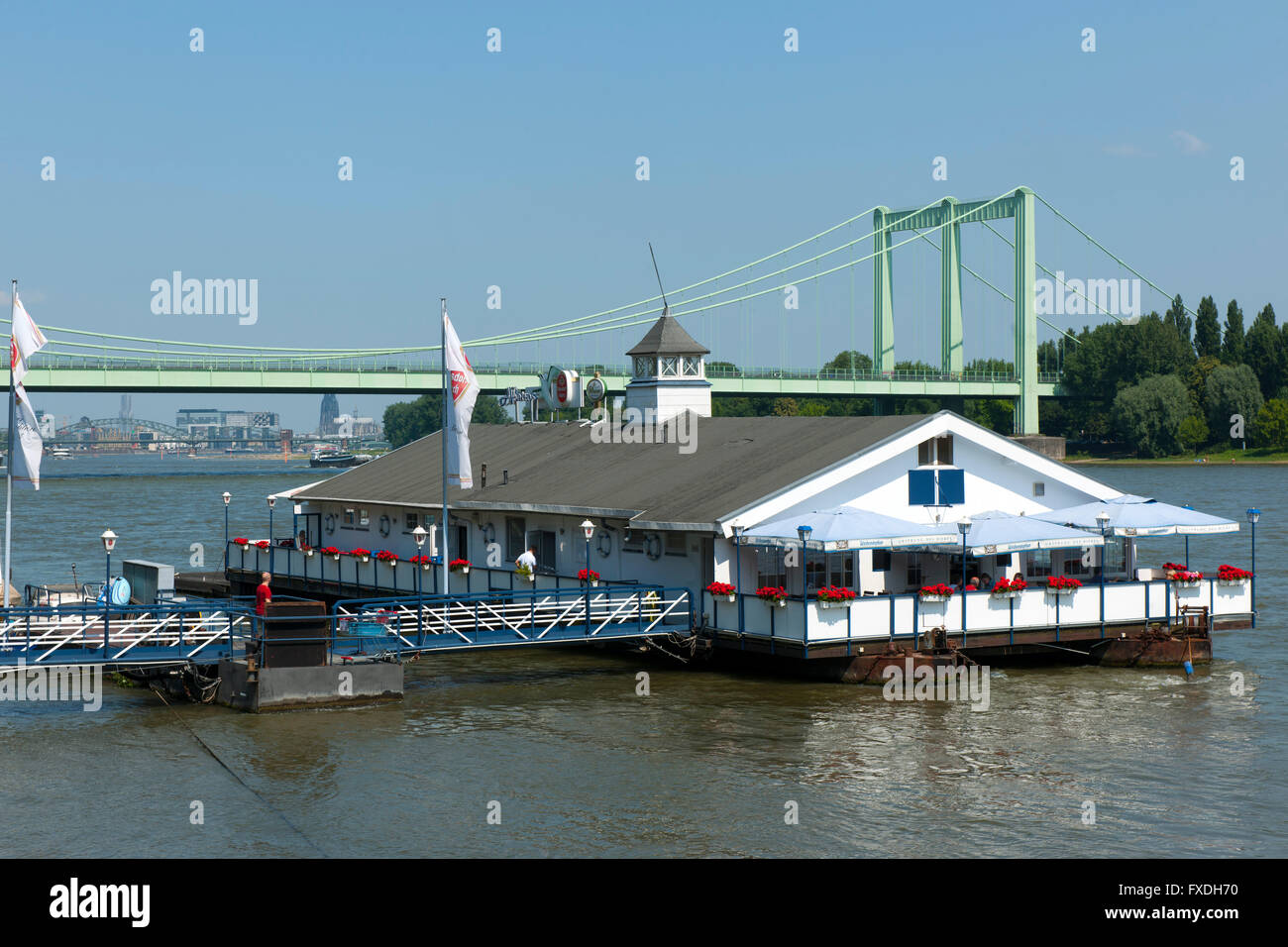 Köln, Rodenkirchen, Restaurant Bootshaus Albatros Und Rodenkirchener
