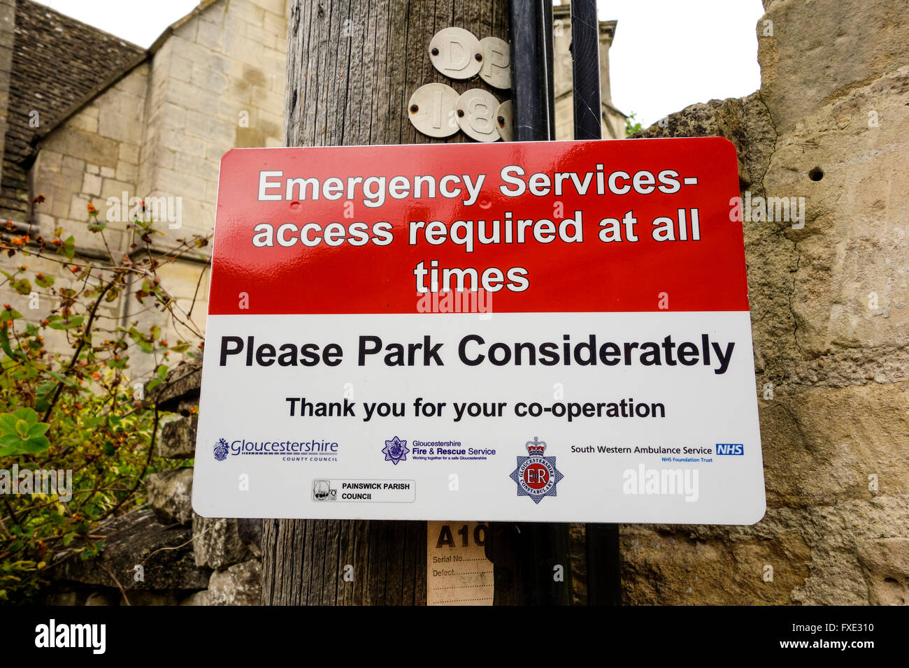 Öffentliche Warnzeichen für das Parken, UK Stockfoto