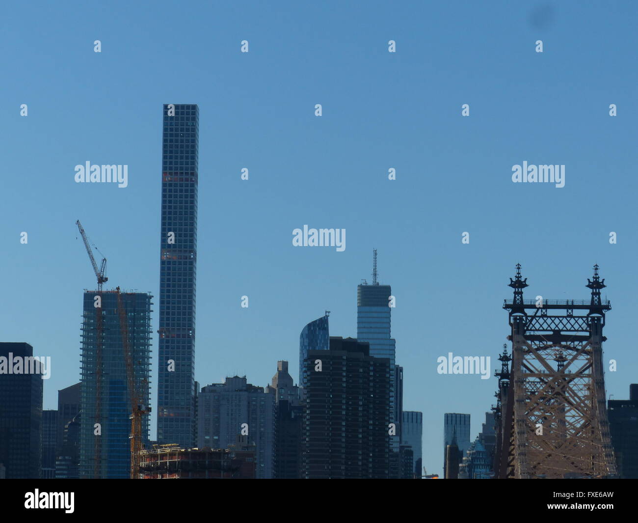 Ultra-Luxus-Wohnturm auf 432 Park Avenue, entworfen von Architekt Rafael Viñoly ist das höchste Wohngebäude Stockfoto