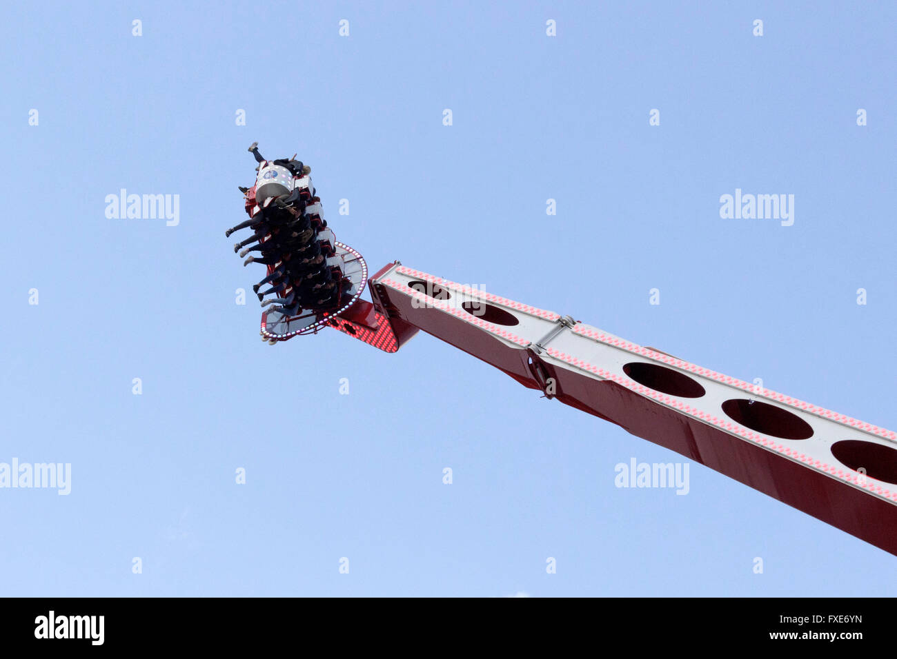 lustige Fahrt riesigen Booster ´Apollo 13´, Jahrmarkt ´Dom´, Hamburg, Deutschland Stockfoto