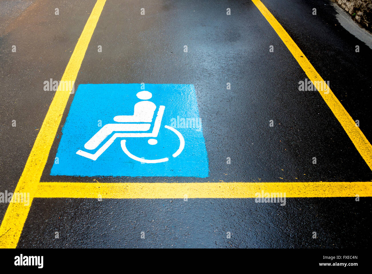 Handicap-Schild Parken Stockfoto