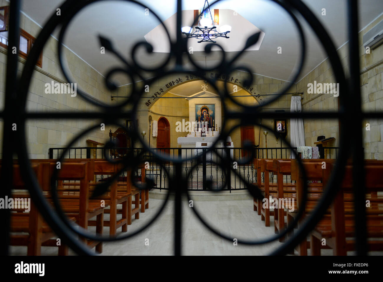 TÜRKEI Antakya, Musa Dagh, armenisches Dorf Vakifli, armenische Kirche, etwa 4000 armenische Dorfbewohner aus sieben Dörfern flohen während des Völkermordes 1915 im Ersten Weltkrieg auf dem 1355 Meter hohen Berg Musa Dagh und kämpften 40 Tage lang gegen die Deportation durch die Ottomanen, Viele Armenier starben in der Schlacht und in Hunger, aber am Ende wurden die Überlebenden von französischen Kampfschiffen evakuiert, viele wurden in Anjar im Libanon umgesiedelt, hat der österreichische Autor Franz Werfel 1933 den Roman "die vierzig Tage von Musa Dagh" über diesen historischen Vorfall und den Völkermord veröffentlicht Stockfoto