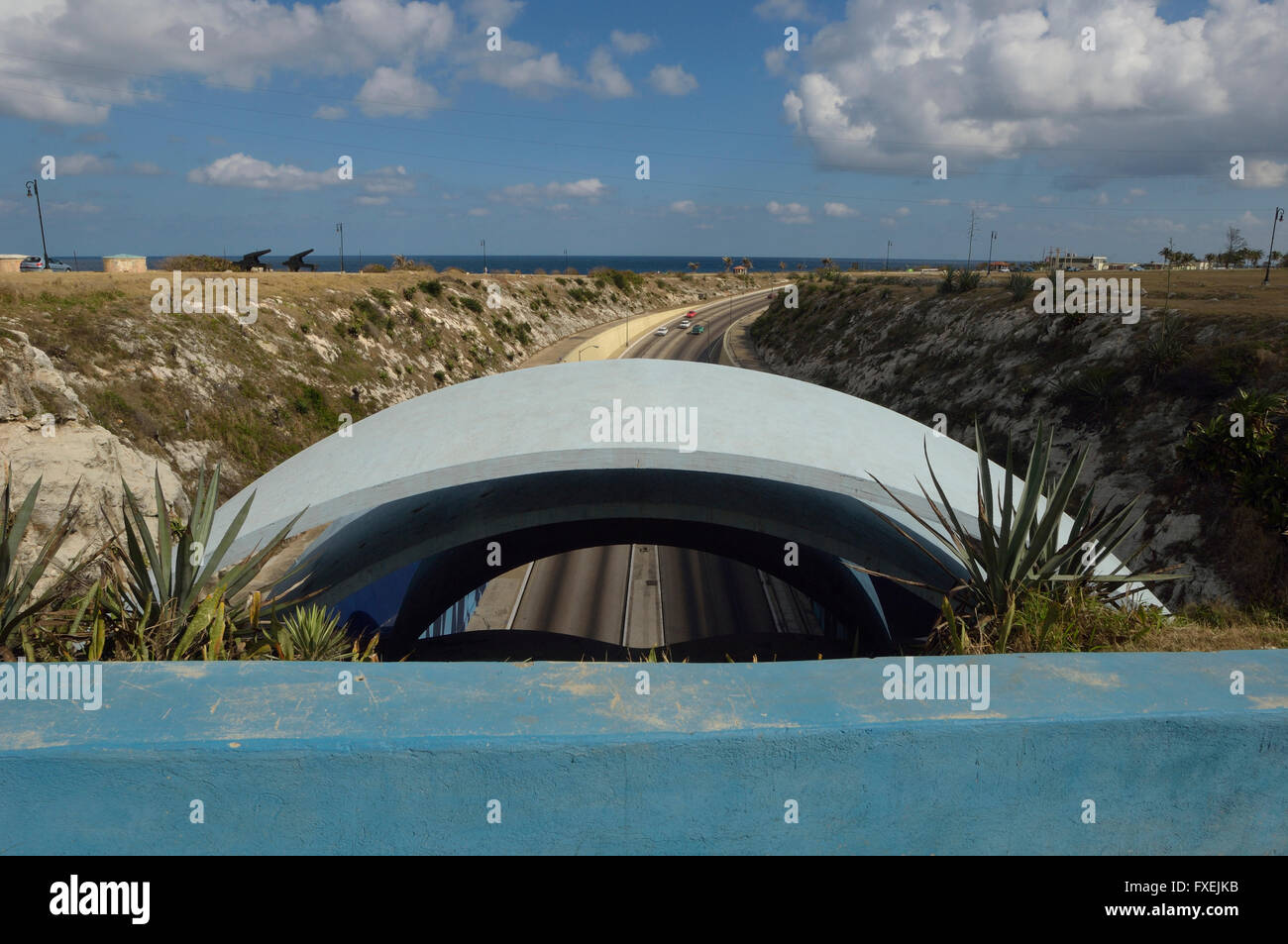 Eingang zum Tunnel unter der Bucht von Havanna. Havanna. Kuba Stockfoto