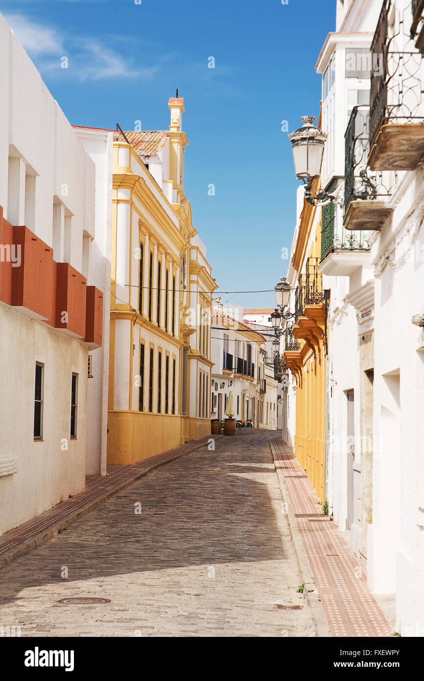 Eine Straße in Tarifa (Andalusien - Spanien) Stockfoto