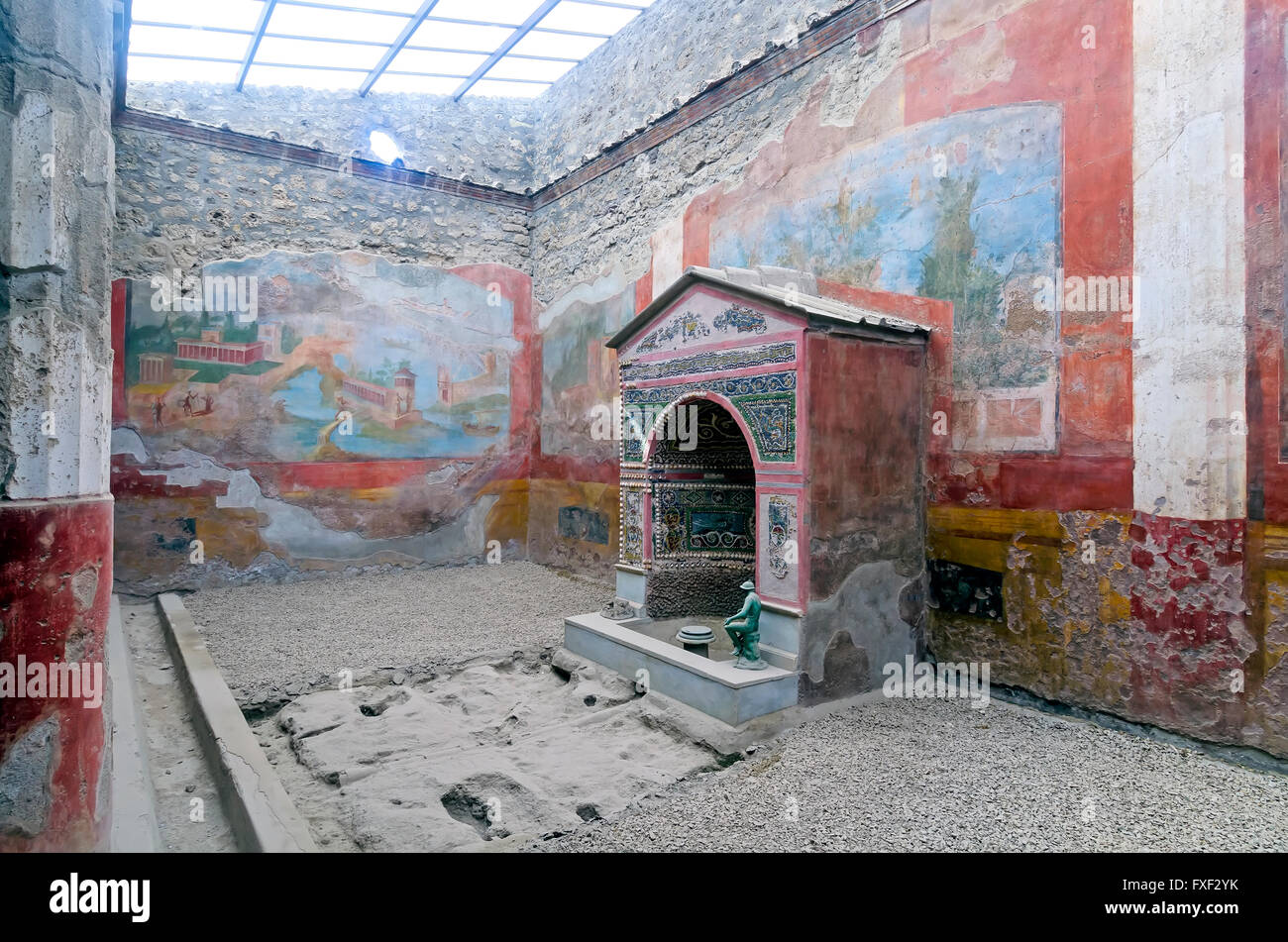 Bunte Innere des Casa della Fontana Piccola Pompeji Ruinen Italien., Stockfoto