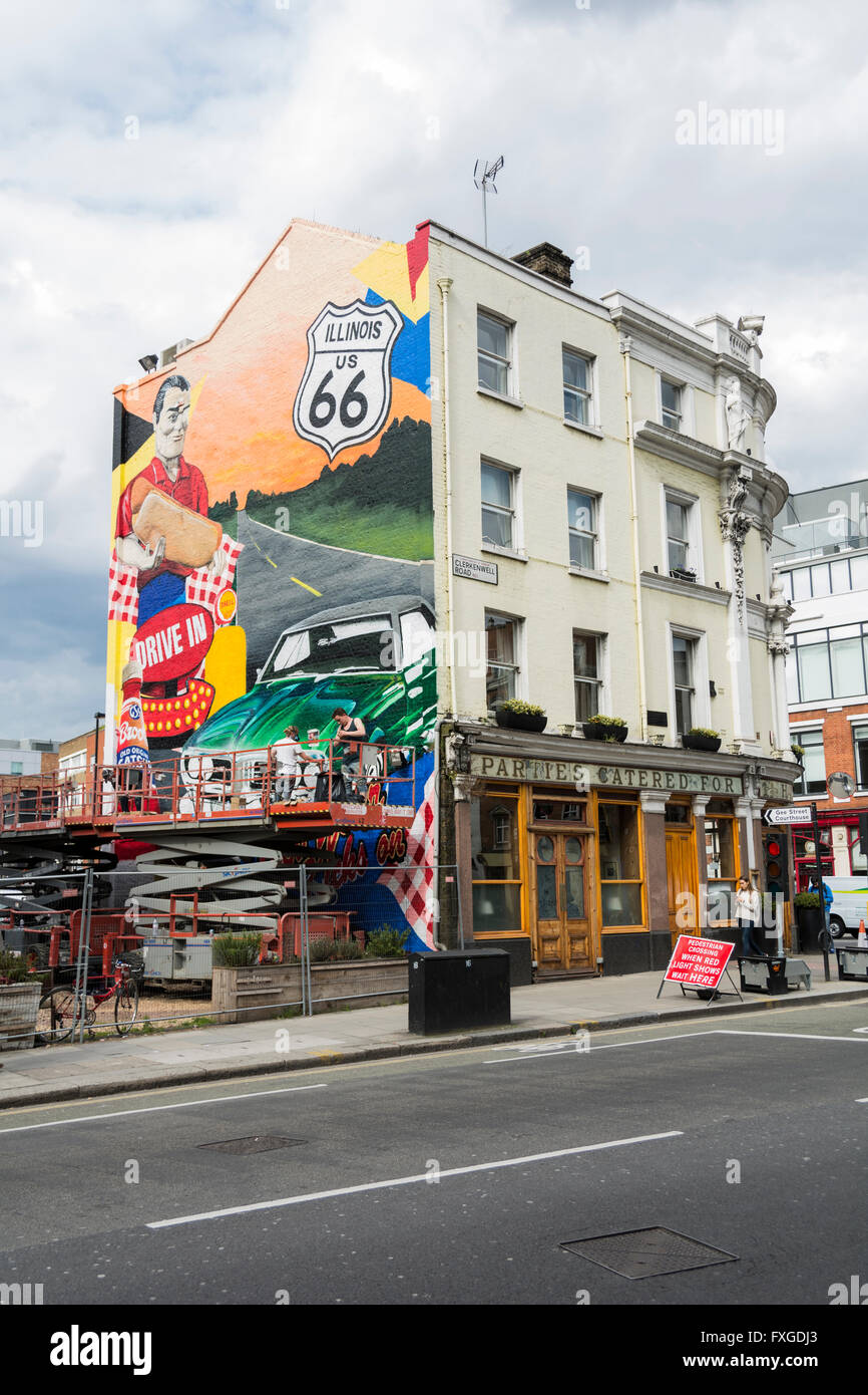 Route 66 Wandbild in großem Maßstab von will Vibes in Clerkenwell, London, England, Großbritannien Stockfoto