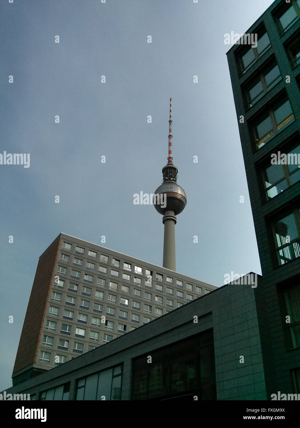 der Fernsehturm eine vorgefertigte Gebäude Stockfoto