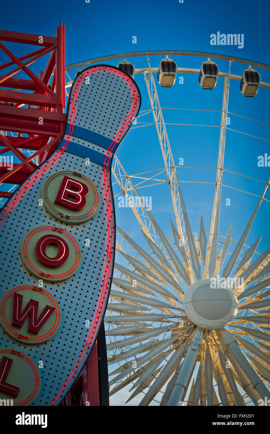 Riesenrad auf dem Clifton Hill in Niagara Falls, Ontario Stockfoto